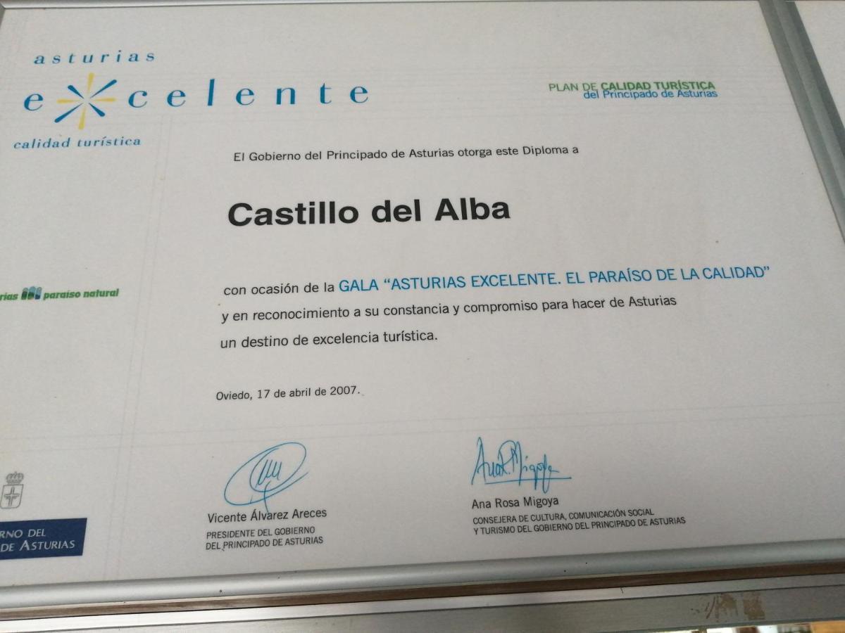 פולה דה סומיאדו Hotel Castillo Del Alba מראה חיצוני תמונה