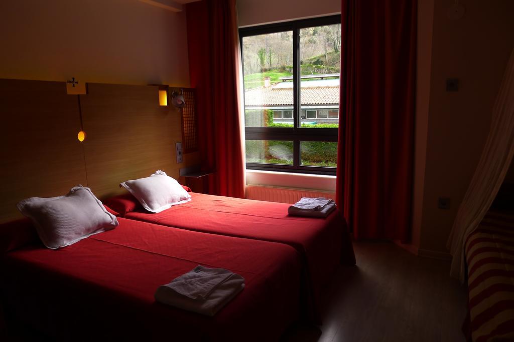 פולה דה סומיאדו Hotel Castillo Del Alba מראה חיצוני תמונה